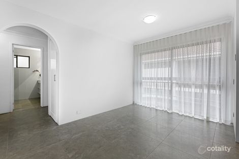 Property photo of 14/7 Federation Avenue Broadbeach QLD 4218