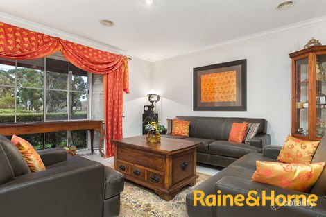 Property photo of 8 Gilmore Crescent Lynbrook VIC 3975
