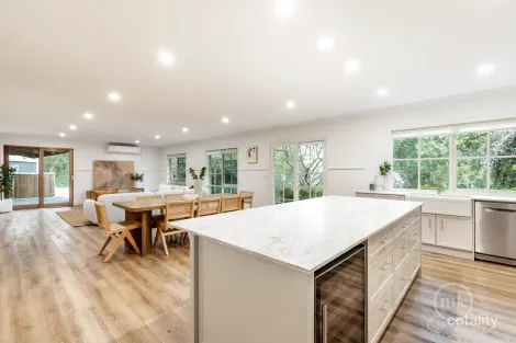 Property photo of 93 Research-Warrandyte Road North Warrandyte VIC 3113