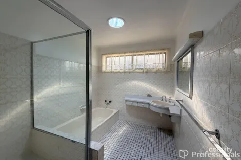 Property photo of 17 Strachan Street Hamilton VIC 3300