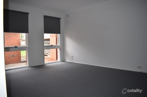 Property photo of 22 Aldridge Street Endeavour Hills VIC 3802