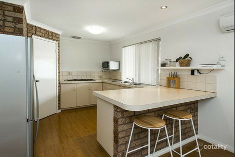 18/152 Hamilton St, Queens Park, WA 6107