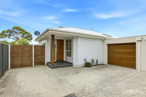 2/14 Seagull Ave, Altona, VIC 3018