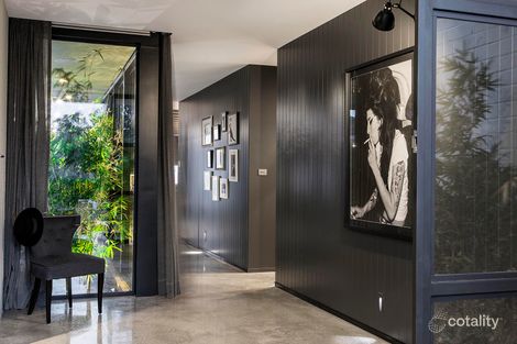 Property photo of 15 Bannister Gardens Griffith ACT 2603