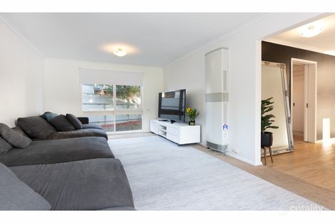 Property photo of 19 Baranbale Way Springdale Heights NSW 2641