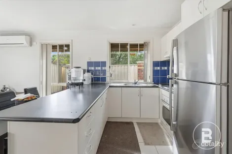 Property photo of 9/125 Gisborne Road Darley VIC 3340