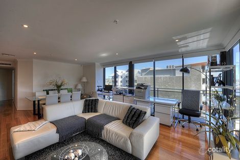 Property photo of 4/16 Torcello Mews Mandurah WA 6210