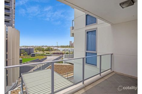 Property photo of 4 Como Crescent Southport QLD 4215