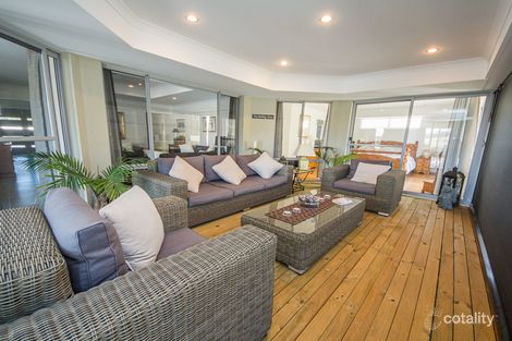 Property photo of 4 Kabi Court Peppermint Grove Beach WA 6271