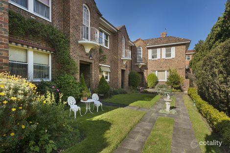 4/8 Lascelles Ave, Toorak, VIC 3142