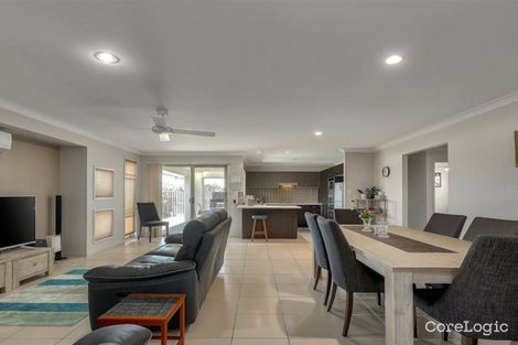 Property photo of 11 Lilly Crescent Kallangur QLD 4503