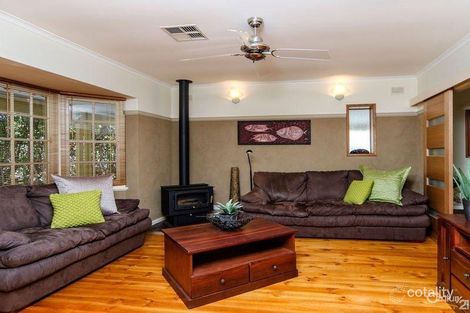 Property photo of 33 Conington Crescent Morphett Vale SA 5162