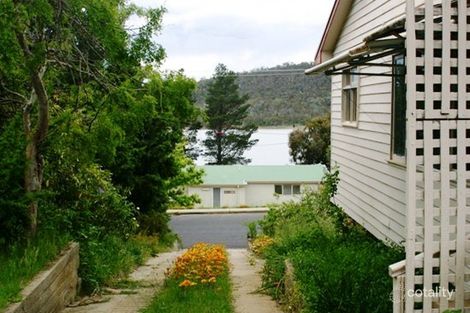 Property photo of 10 Banjo Paterson Crescent Jindabyne NSW 2627