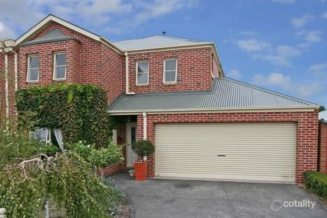 Property photo of 13 Wilona Way Berwick VIC 3806