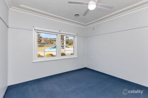 Property photo of 102 Macleay Street Turvey Park NSW 2650