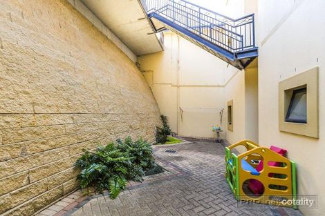 Property photo of 8/18 Lemnos Parade The Hill NSW 2300