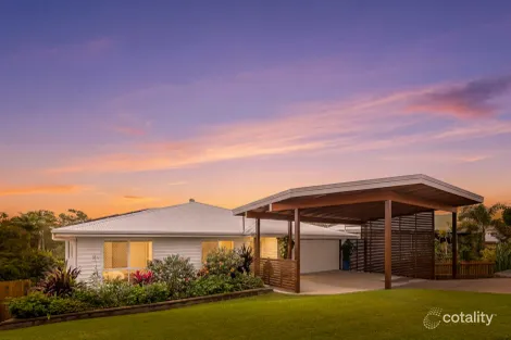 6 YURUGA PL, TINANA, QLD 4650
