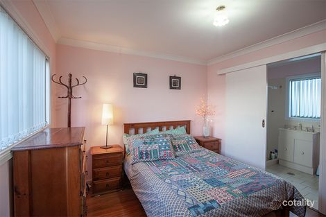 Property photo of 5 Calabro Avenue Lurnea NSW 2170