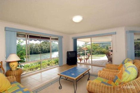 Property photo of 268 Nineteenth Avenue Elanora QLD 4221
