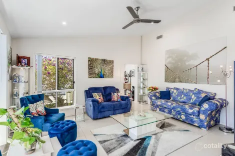 Property photo of 2/36 Cherington Way Murrumba Downs QLD 4503