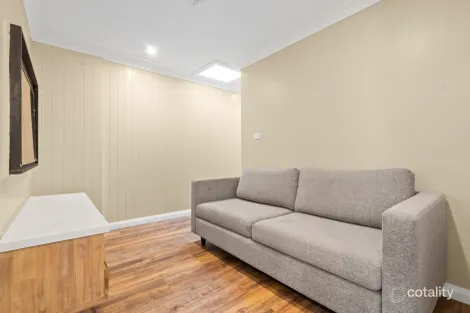 Property photo of 7 Elderberry Avenue Worrigee NSW 2540