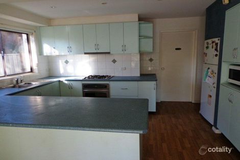 Property photo of 5 Lowry Place Prairiewood NSW 2176