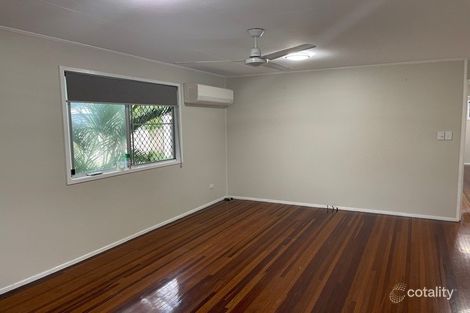 Property photo of 8 Fraser Court Dysart QLD 4745