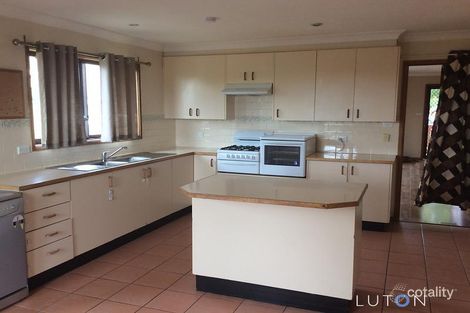 Property photo of 2 Charlton Crescent Gordon ACT 2906