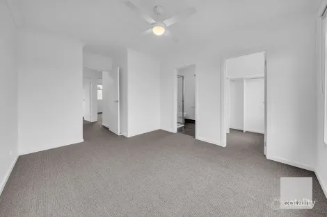 Property photo of 1/62 Chelsey Street Ardeer VIC 3022