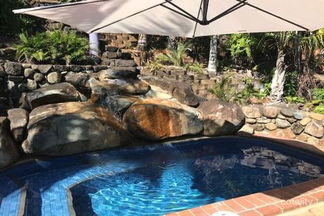 Property photo of 2 Eulbertie Avenue Eimeo QLD 4740