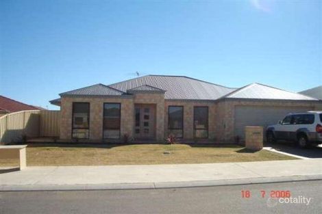 21 Edgeworth Cct, Tapping, WA 6065