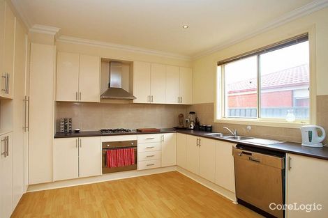 Property photo of 15 Bellfield Court Manor Lakes VIC 3024