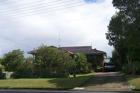 89 Ridgeway Ave, Southport, QLD 4215