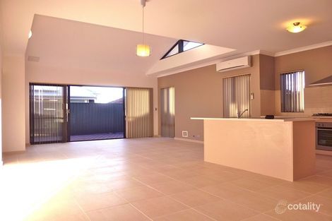 Property photo of 110A Grand Promenade Doubleview WA 6018