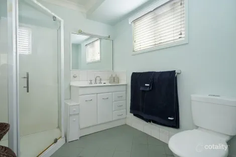 Property photo of 11 Littleton Drive Highfields QLD 4352