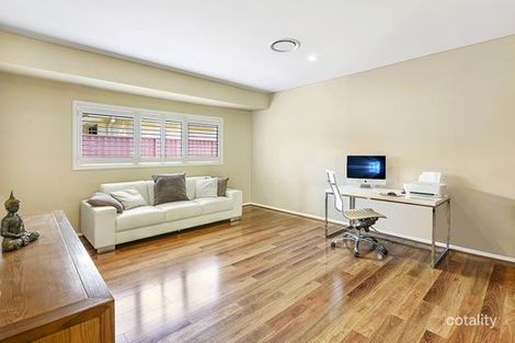 Property photo of 8 Stringybark Drive Molendinar QLD 4214