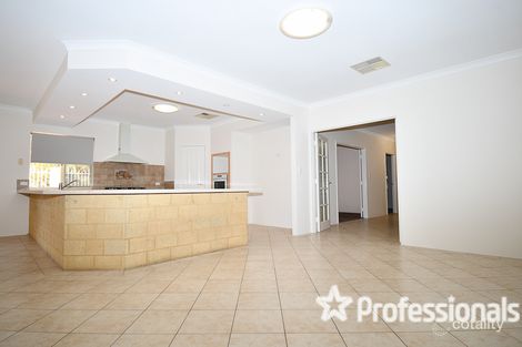 Property photo of 39 Tranquility Way Halls Head WA 6210