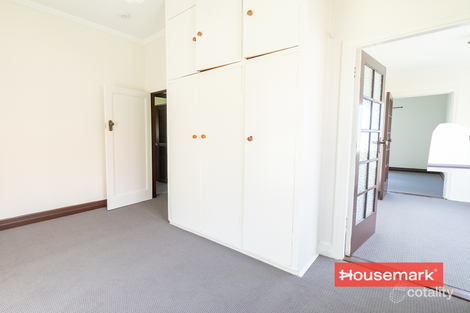 Property photo of 10 Lind Street Newmarket QLD 4051