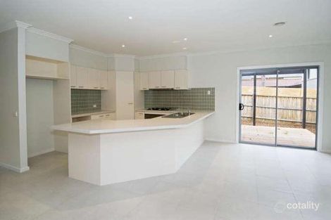 Property photo of 131 Main Drive Macleod VIC 3085