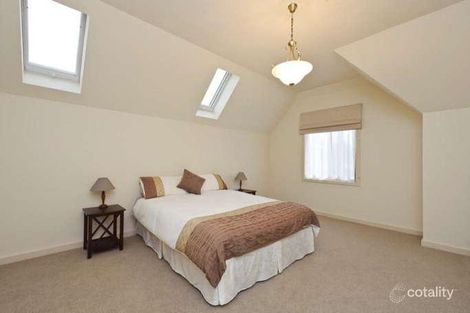 Property photo of 8 Chaucer Street Box Hill South VIC 3128