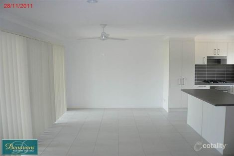 Property photo of 2/6 Foambark Street McDowall QLD 4053