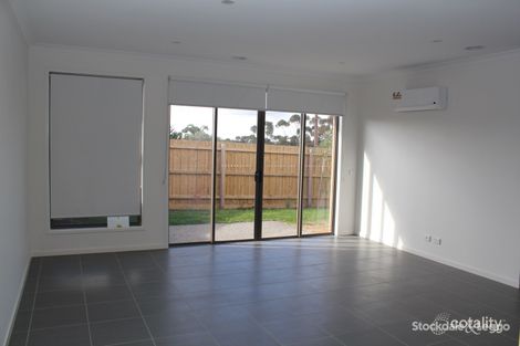 Property photo of 1/1A Barry Street Maddingley VIC 3340