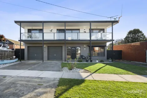 16 Horne Ave, St Leonards, VIC 3223
