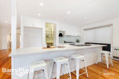 Property photo of 312 Robinsons Road Deer Park VIC 3023