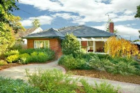 246 Mitcham Rd, Mitcham, VIC 3132