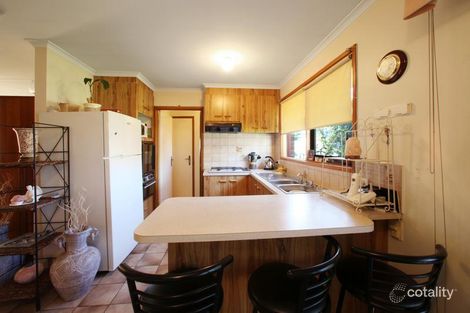Property photo of 4 Cowin Close Rowville VIC 3178