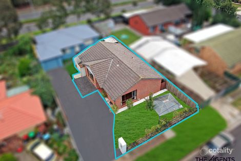 Property photo of 1/33 Bower Drive Werribee VIC 3030