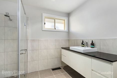 Property photo of 25 Blandford Crescent Bayswater North VIC 3153