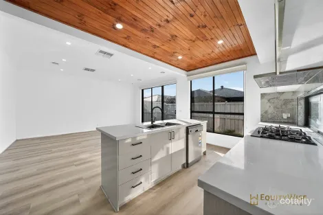 Property photo of 27 Thrums Road Mambourin VIC 3024