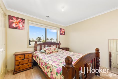 Property photo of 11 Karoonda Way Hampton Park VIC 3976